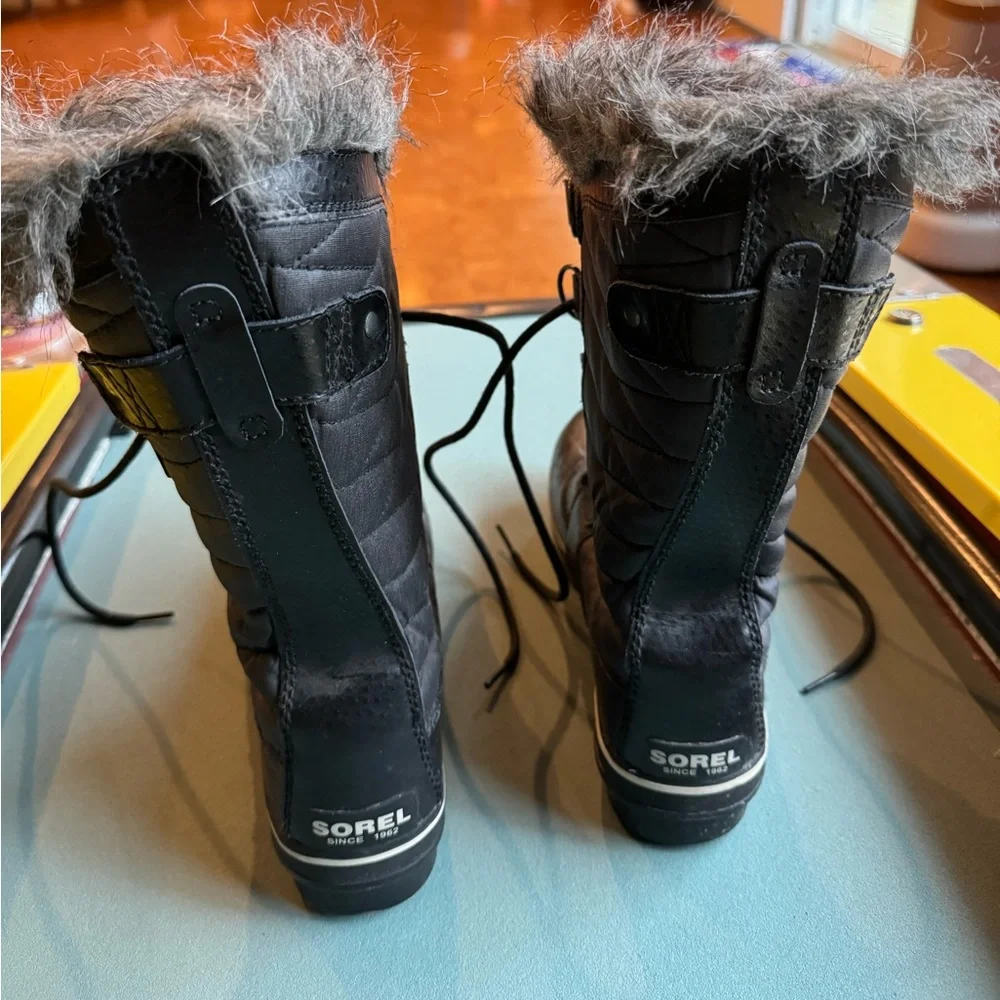 Sorel 'Tofino II' Faux Fur Lined Waterproof Boot Women’s Size 8 Waterproof - Picture 4 of 8